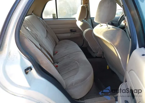 2004 Ford Crown Victoria Police z USA, uszkodzony, nr VIN 2FAFP71W64X116060